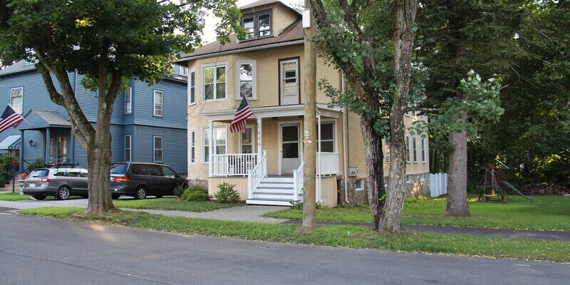 Primary Photo - 434 - 436 Walnut