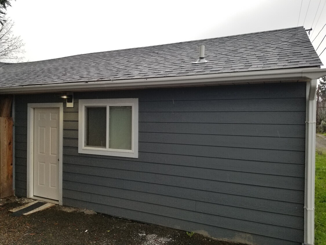 Primary Photo - 1250 B street