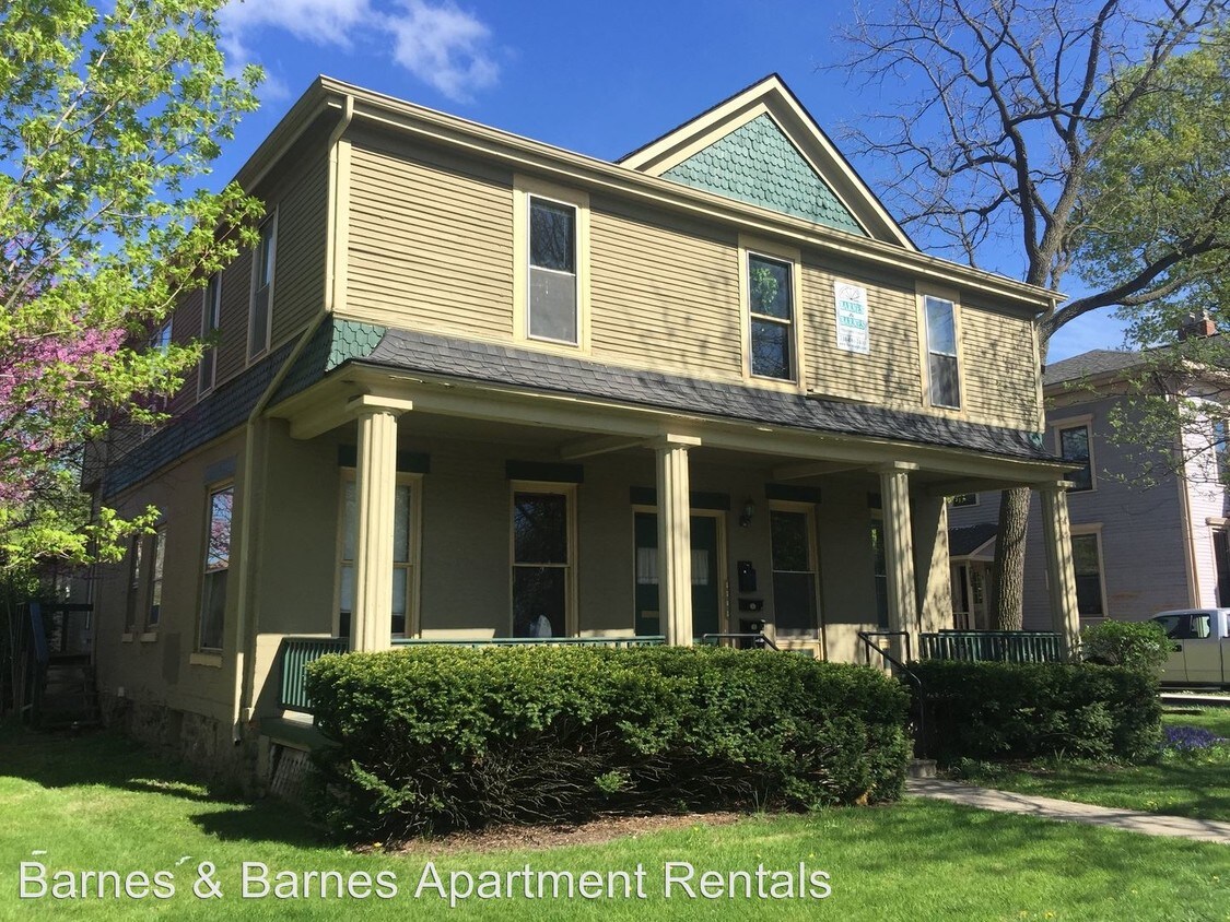 Primary Photo - 216 N Hamilton St