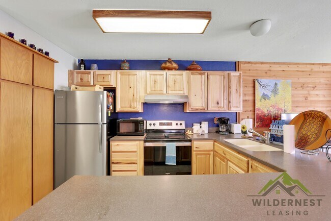 Foto del edificio - Deck Gore Condo - WINTER RENTAL-2 Bedroom/...