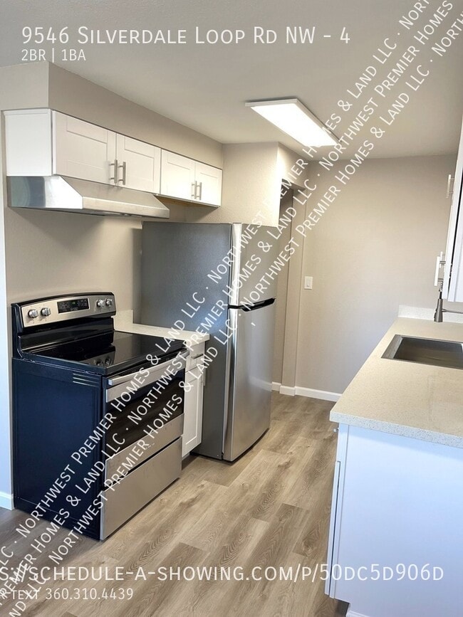 Building Photo - 9546 Silverdale Loop Rd NW