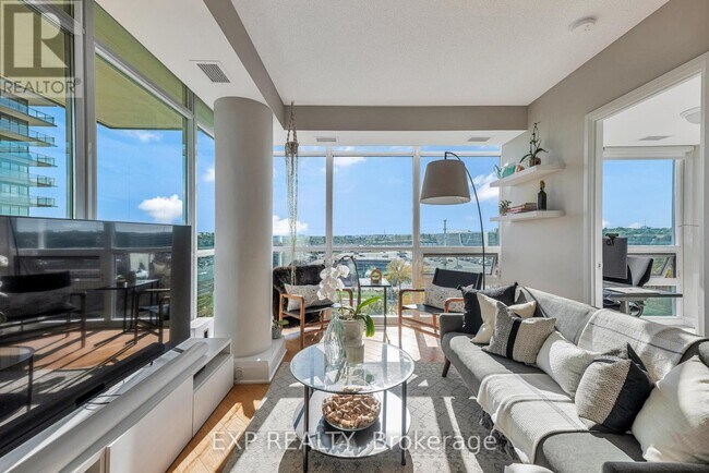 Photo du bâtiment - 1055 Southdown Rd