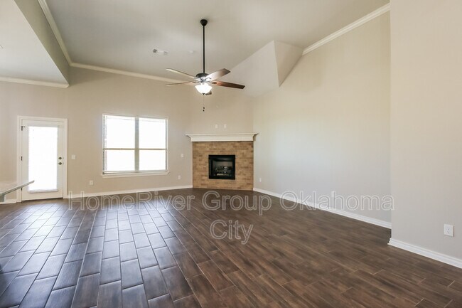Foto del edificio - 9917 NW 98th St