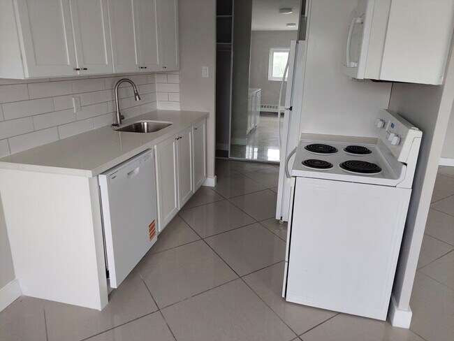 Photo du bâtiment - 591 12th St