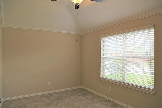 Building Photo - 18427 Weeping Spring Dr