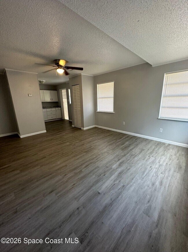 Foto del edificio - 1022 1st Ave