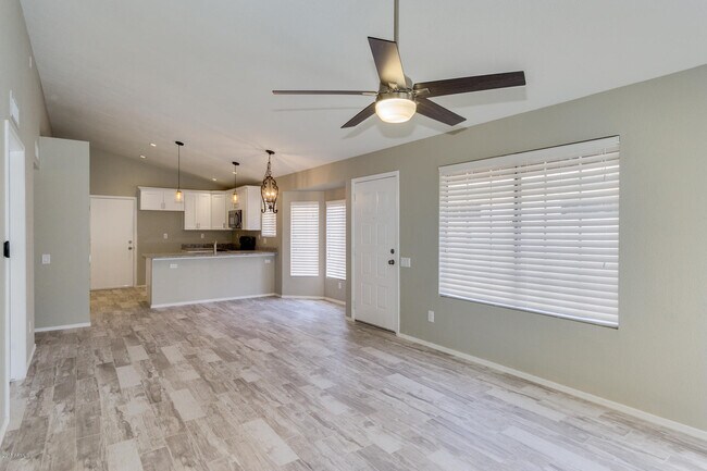 Building Photo - 5237 W Jupiter Way N