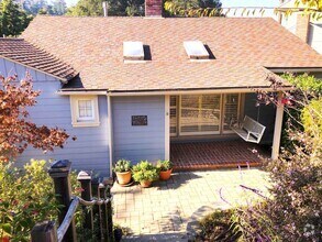 Building Photo - 5627 Cabot Dr