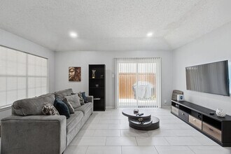 Building Photo - 9780 Windy Rdg Rd