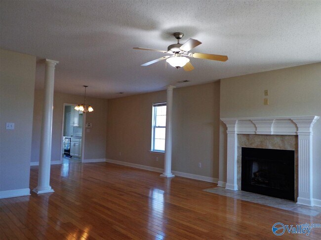 Foto del edificio - 5001 Frankford Dr SE
