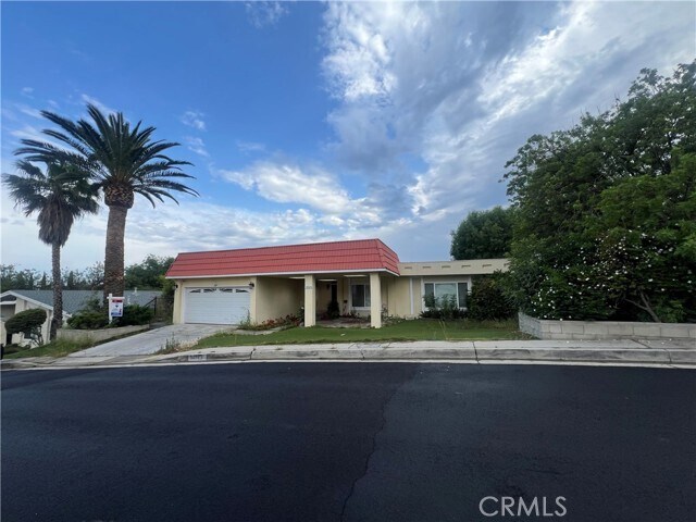 Primary Photo - 12523 Marva Ave