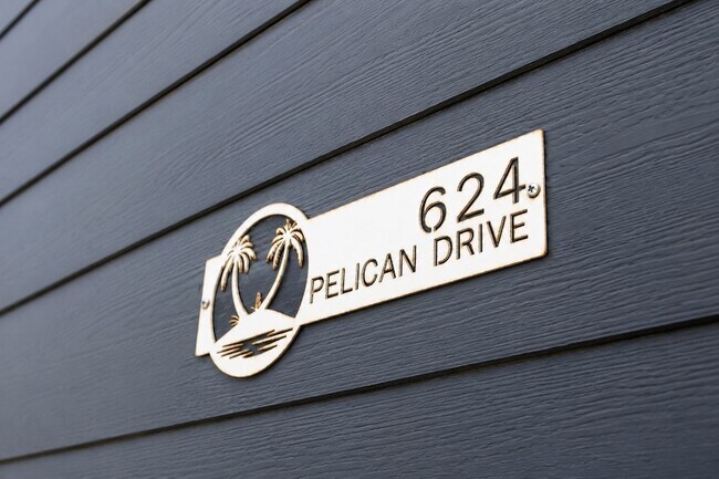 Foto del edificio - 624 Pelican Dr