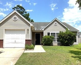 Building Photo - 5060 Thornton Dr