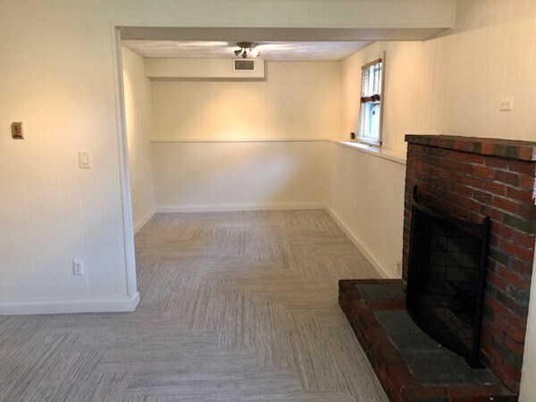 Foto del edificio - 1 Briarfield Rd