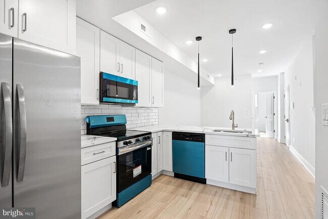 Foto del edificio - 2524 Cecil B. Moore Ave