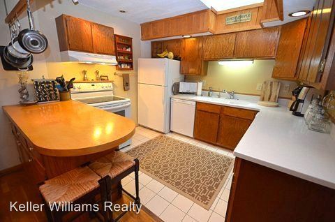 Foto del edificio - 411 Greenbrook Cir