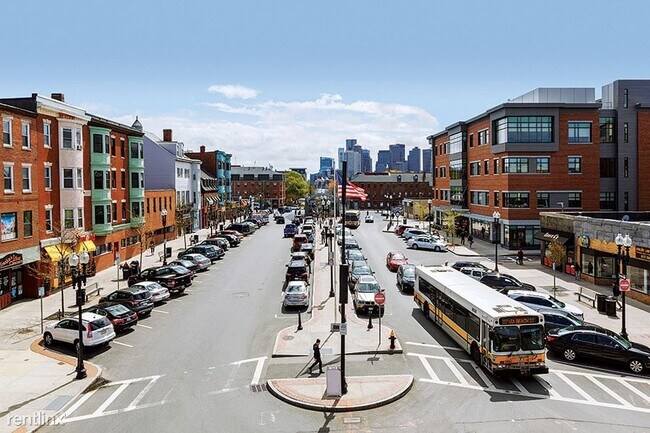 Foto del edificio - 2 br, 1 bath  - 51 Chelsea St #4