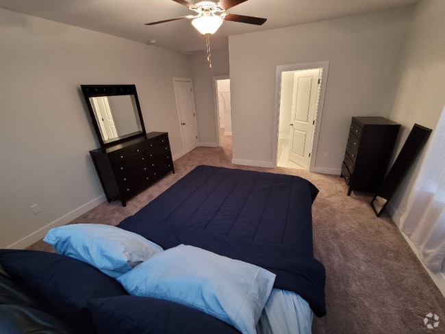 Building Photo - 8204 S Antler Dr