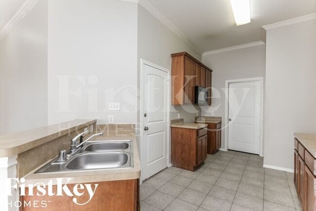 Building Photo - 1415 Sax Leigh Dr