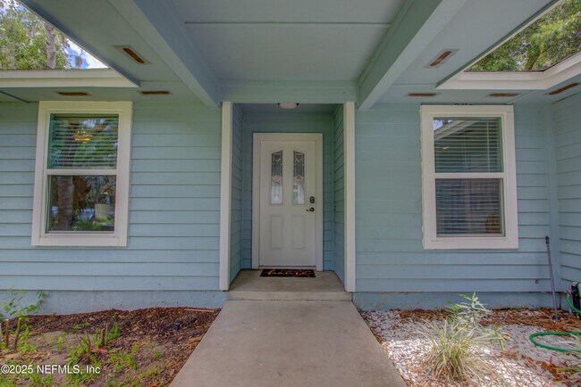 Building Photo - 11657 Brush Ridge Cir N