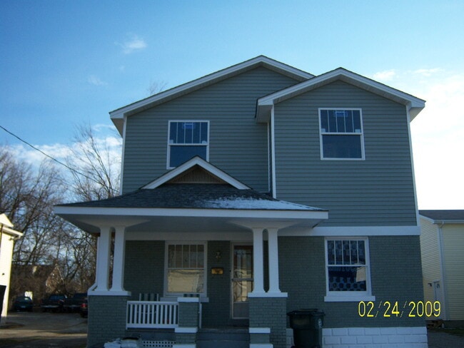 Photo - 214 State St (Lexington, KY) Townhome