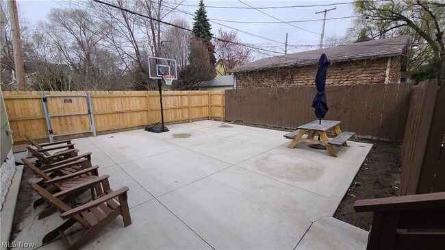 Building Photo - 4208 John Ct