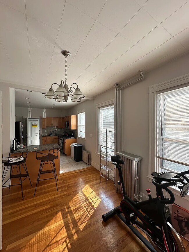 Foto del edificio - 384 Washington St