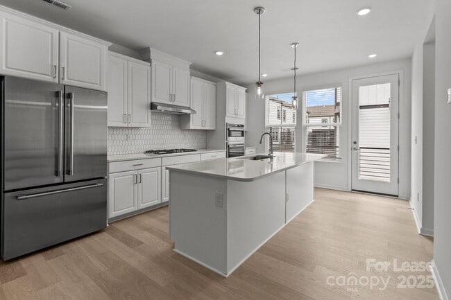 Building Photo - 109 Goodson Pl