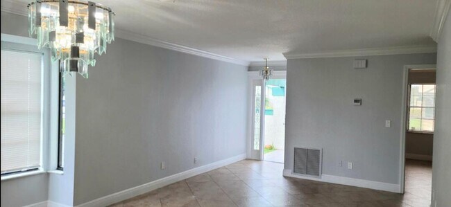 Foto del edificio - 750 SW Claudia Ave