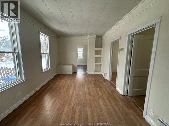 Building Photo - 1473 S Cameron Blvd