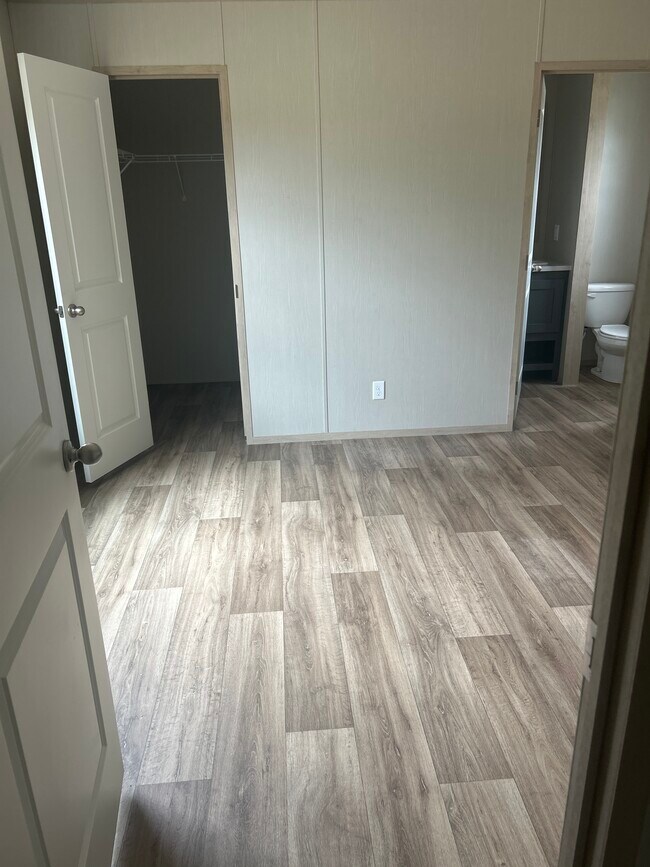 Foto del edificio - Earls Lot #2B