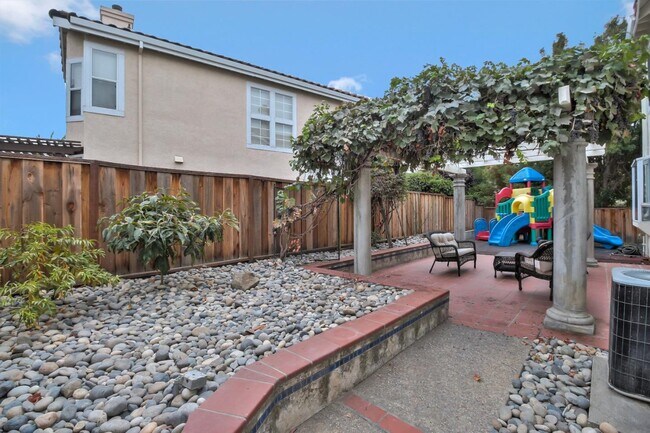 Building Photo - 1238 Townsend Park Cir