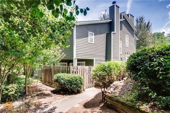 Building Photo - 818 Wuthering Way