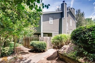 Building Photo - 818 Wuthering Way