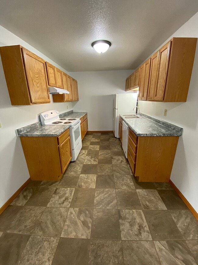Building Photo - Sleepy Hollow Estates