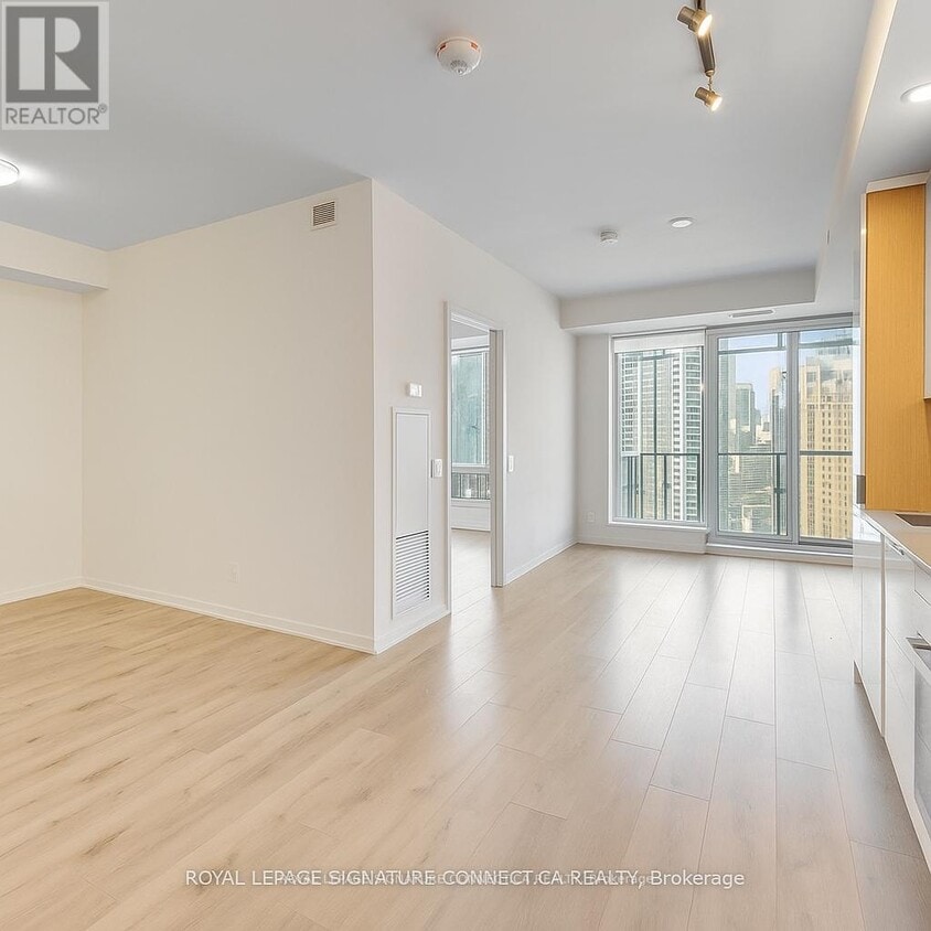 Primary Photo - 28 Freeland St