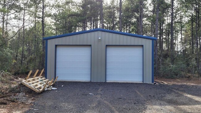 Building Photo - 9855 Hidden Acres Dr