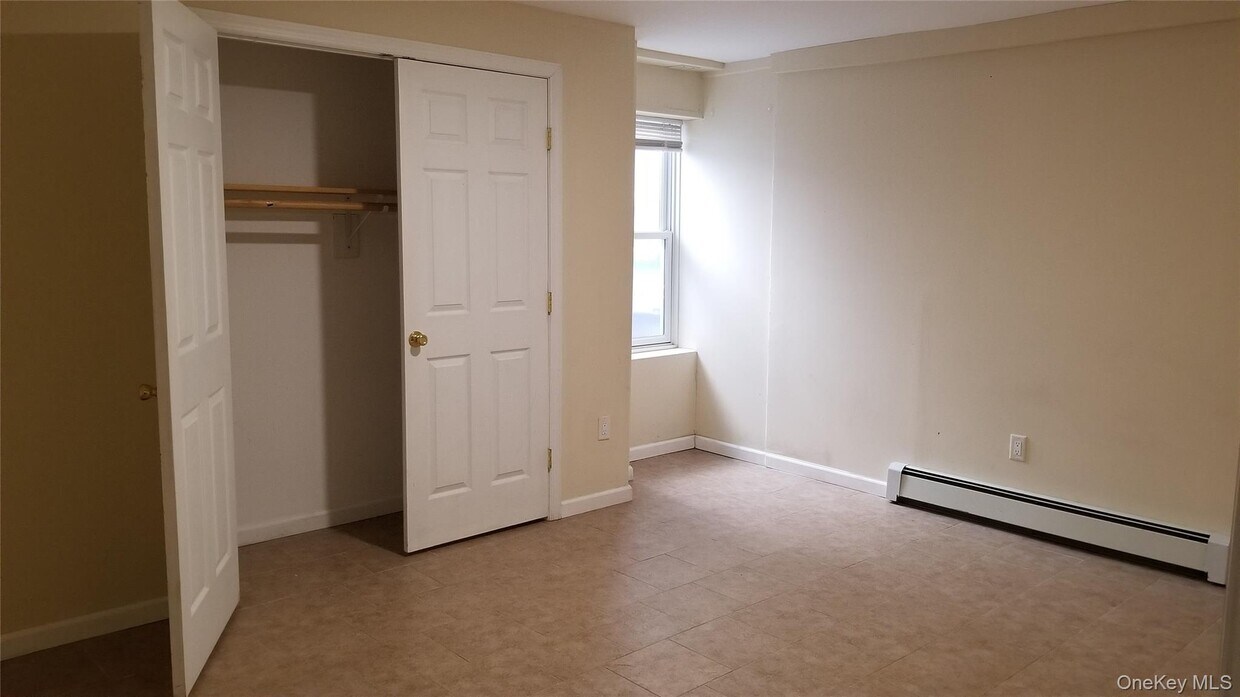 Foto del edificio - 27 Inwood Ave