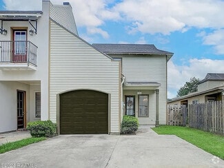 Building Photo - 108 Bandera Dr