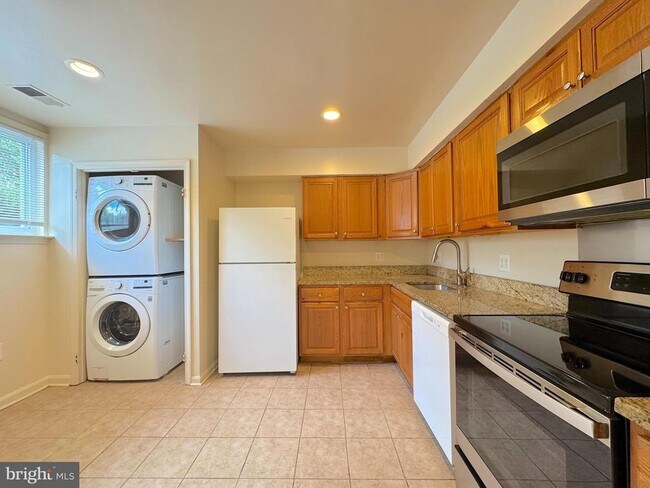 Foto del edificio - 4605 Logsdon Dr