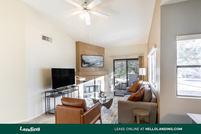 Foto del edificio - 1777 W Orange Grove Rd