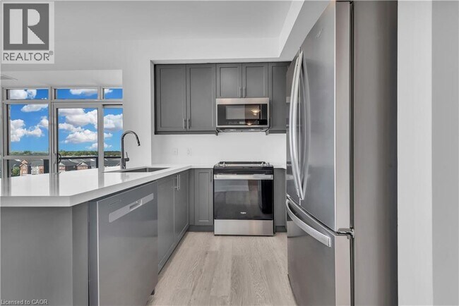 Photo du bâtiment - 470 Dundas St E