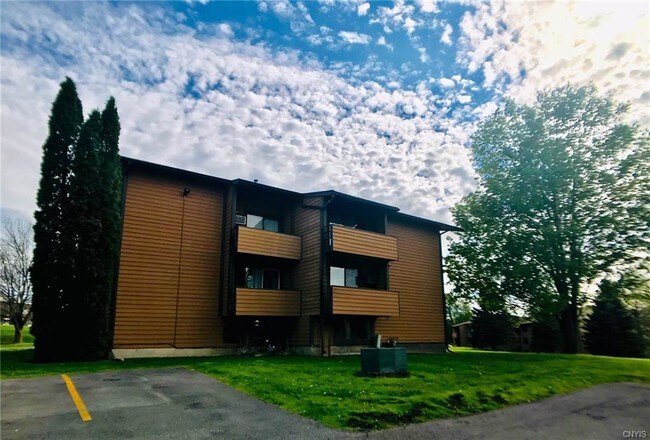 Building Photo - 478 Idlewood Blvd