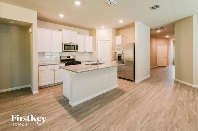 Foto del edificio - 4419 Meadowland Pl