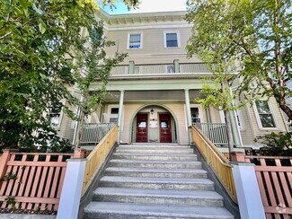 Building Photo - 51 Beacon St