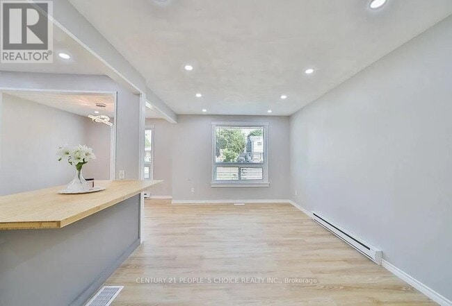 Building Photo - 189 Bechtel Dr