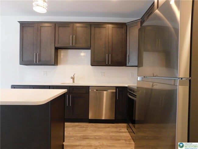 Foto del edificio - 2321 Linford St