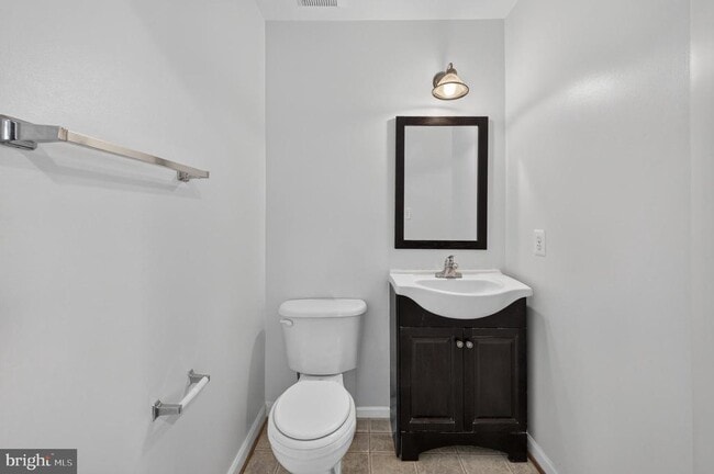 Building Photo - 15044 Gaffney Cir