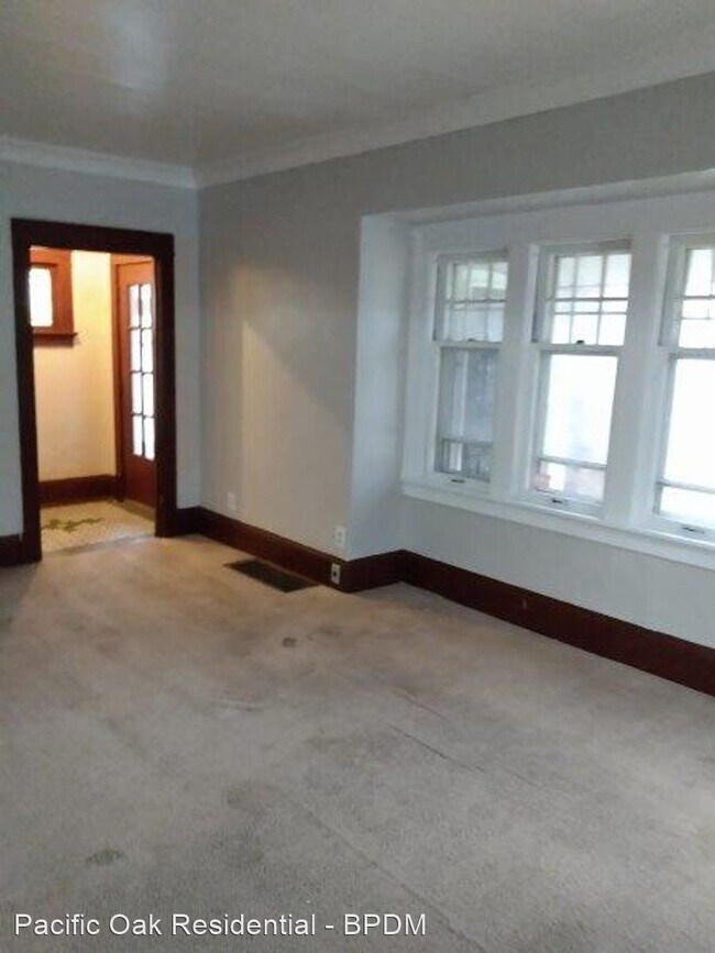 Foto del edificio - 5 br, 2 bath House - 2947 N 38th St