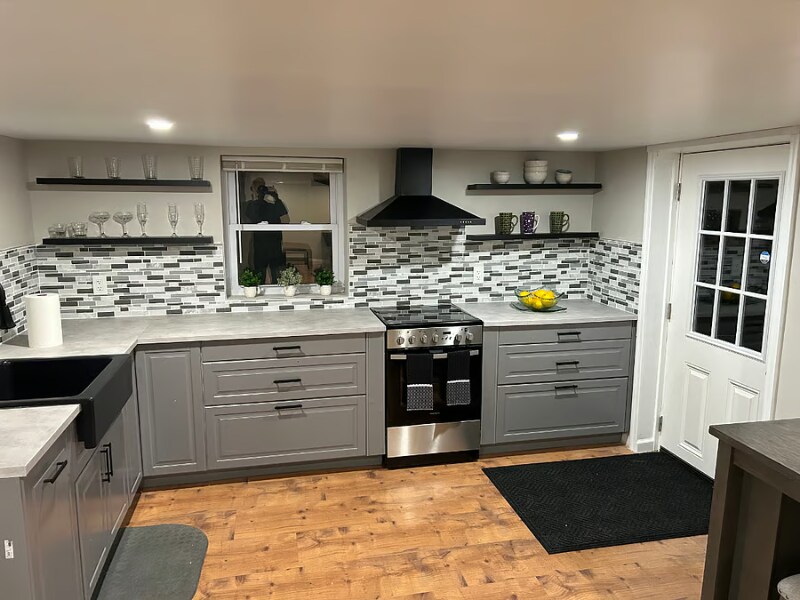 Foto principal - 102 Blydenburgh Rd